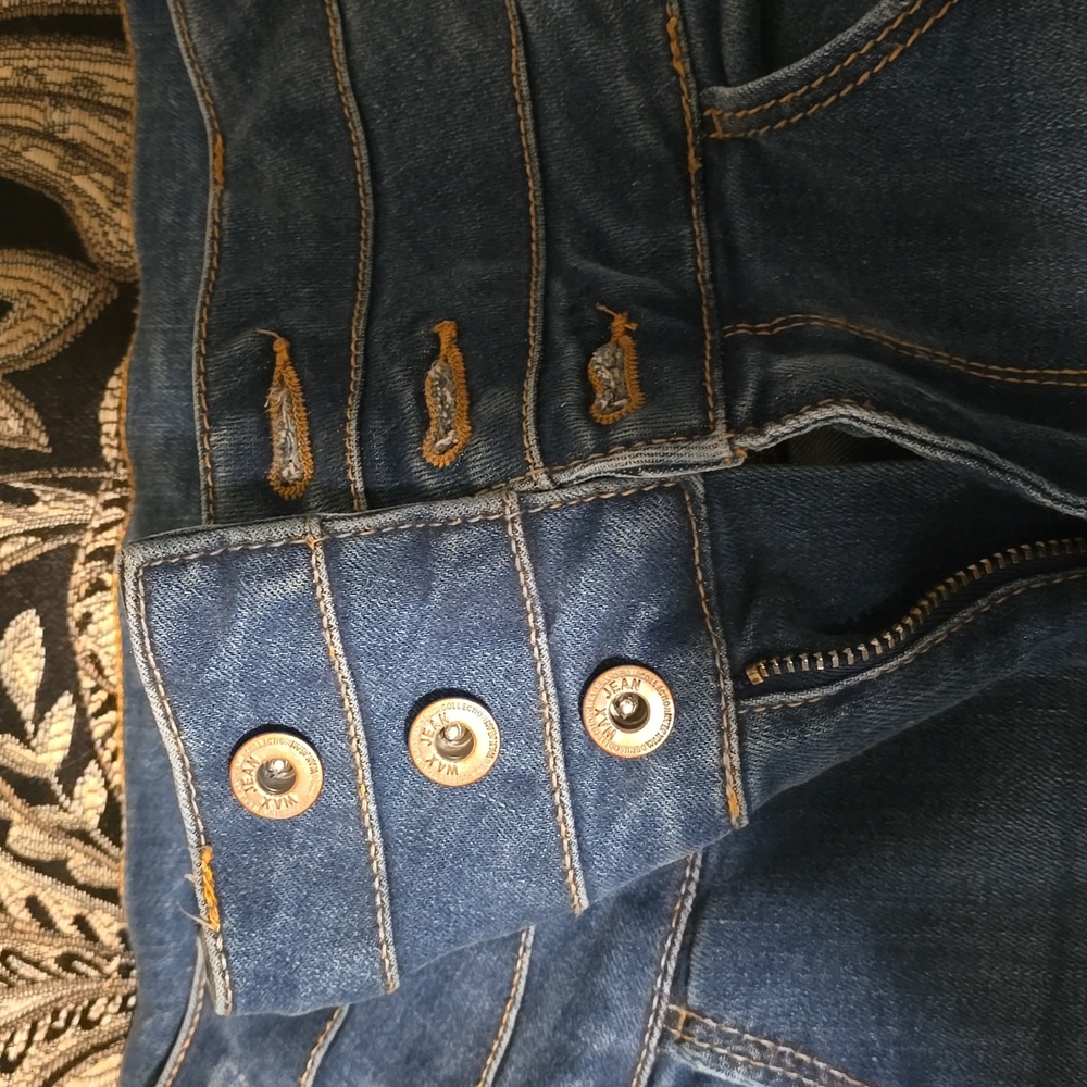 Wax Jeans - Picture 2 of 5